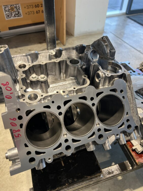 Porsche Cayenne 2010 an Bender Bender - fotografie 10