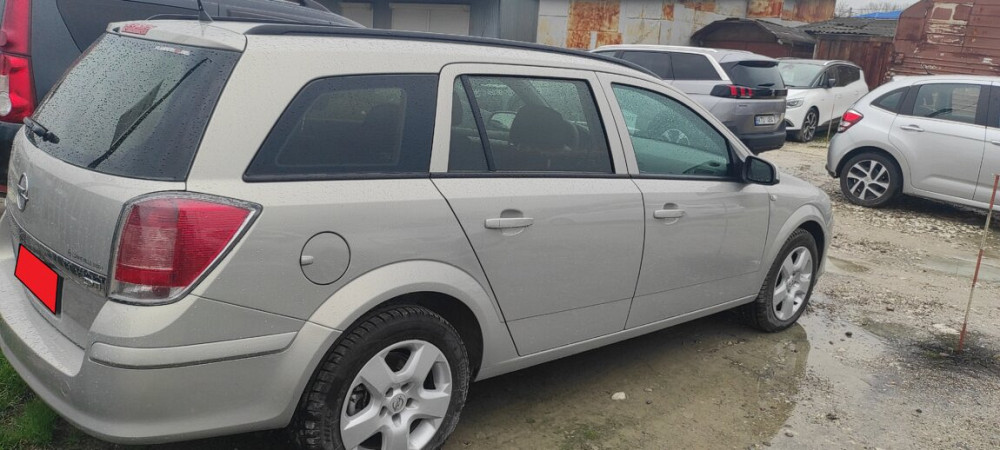 Opel Astra 2006 год Бельцы Бельцы - изображение 5