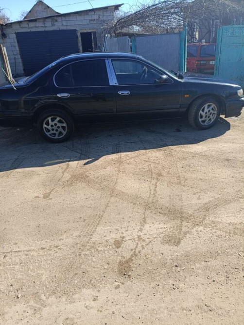 Nissan Maxima 1998 год Парканы Парканы - изображение 3