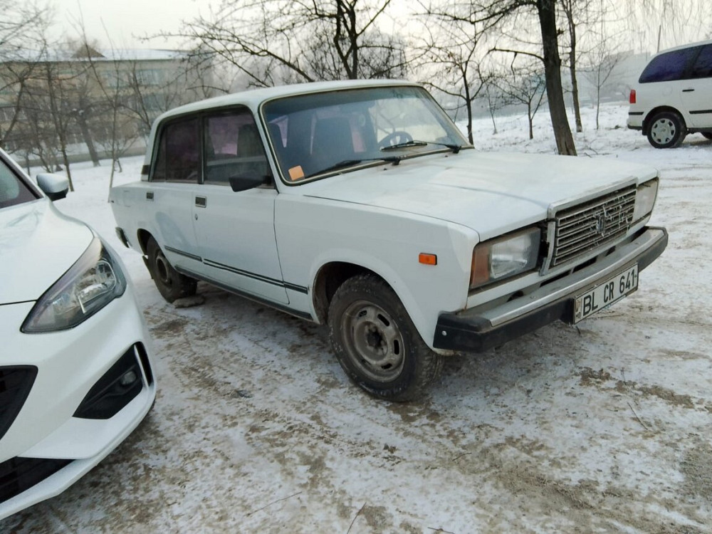 ВАЗ / Lada 2107 2003 год Бельцы Бельцы - изображение 2
