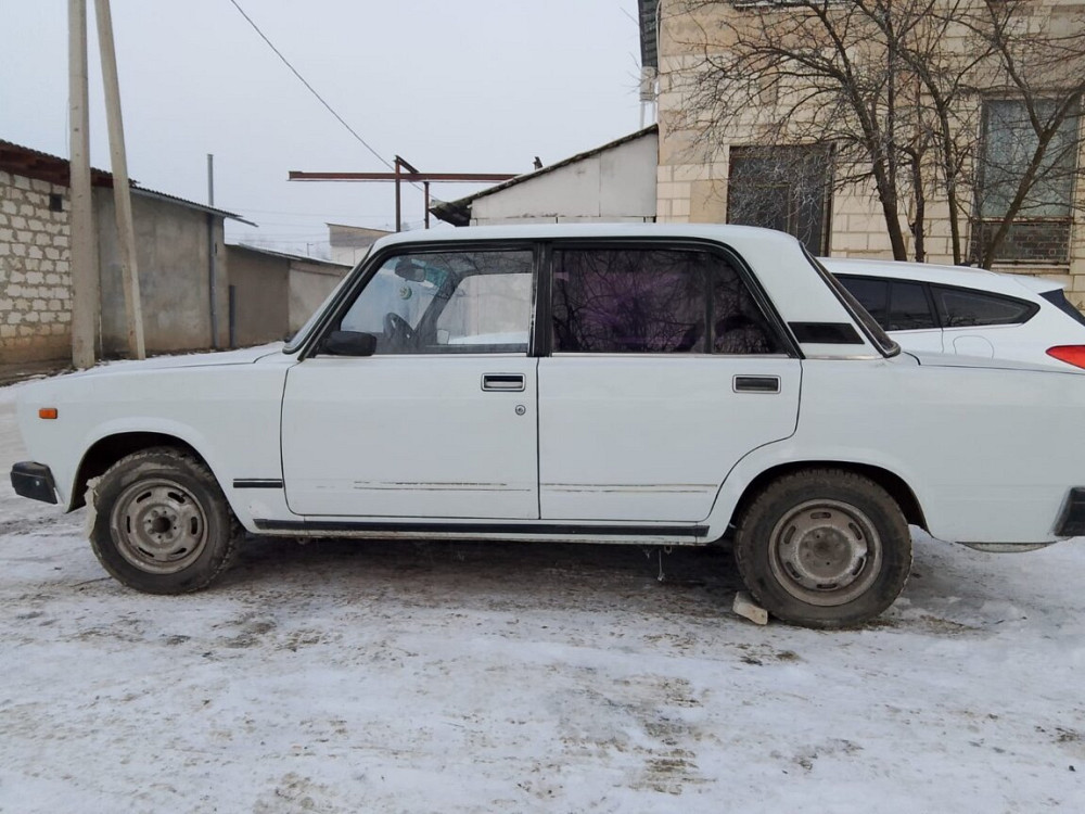 ВАЗ / Lada 2107 2003 год Бельцы Бельцы - изображение 1