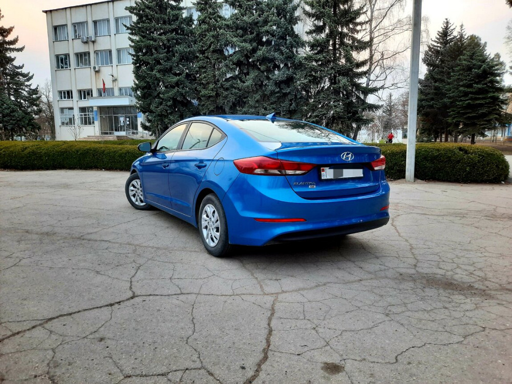 Hyundai Elantra 2017 an Slobozia Slobozia - fotografie 2