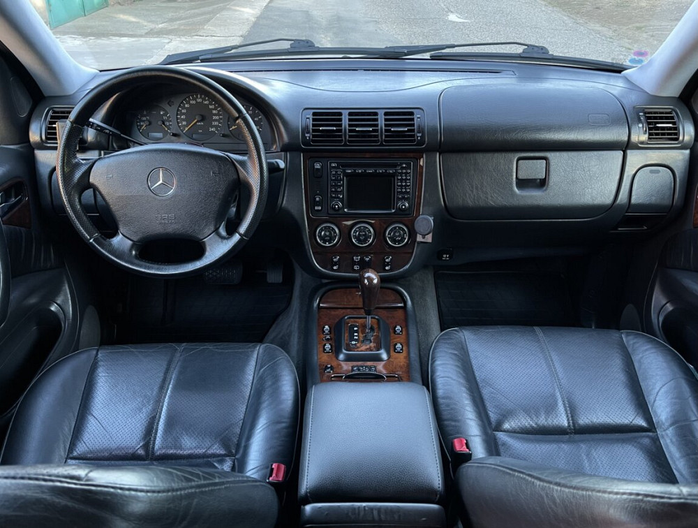 Mercedes M-Class 2004 an Sucleia Sucleia - fotografie 3