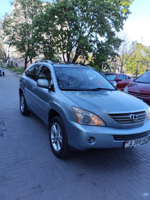 Lexus RX 2008 an Bender Bender - fotografie 2