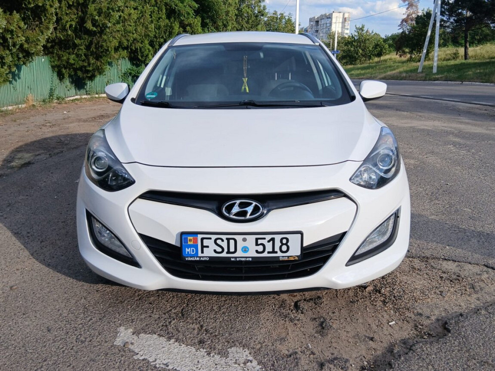 Hyundai i30 2013 год Кишинёв Кишинёв - изображение 1