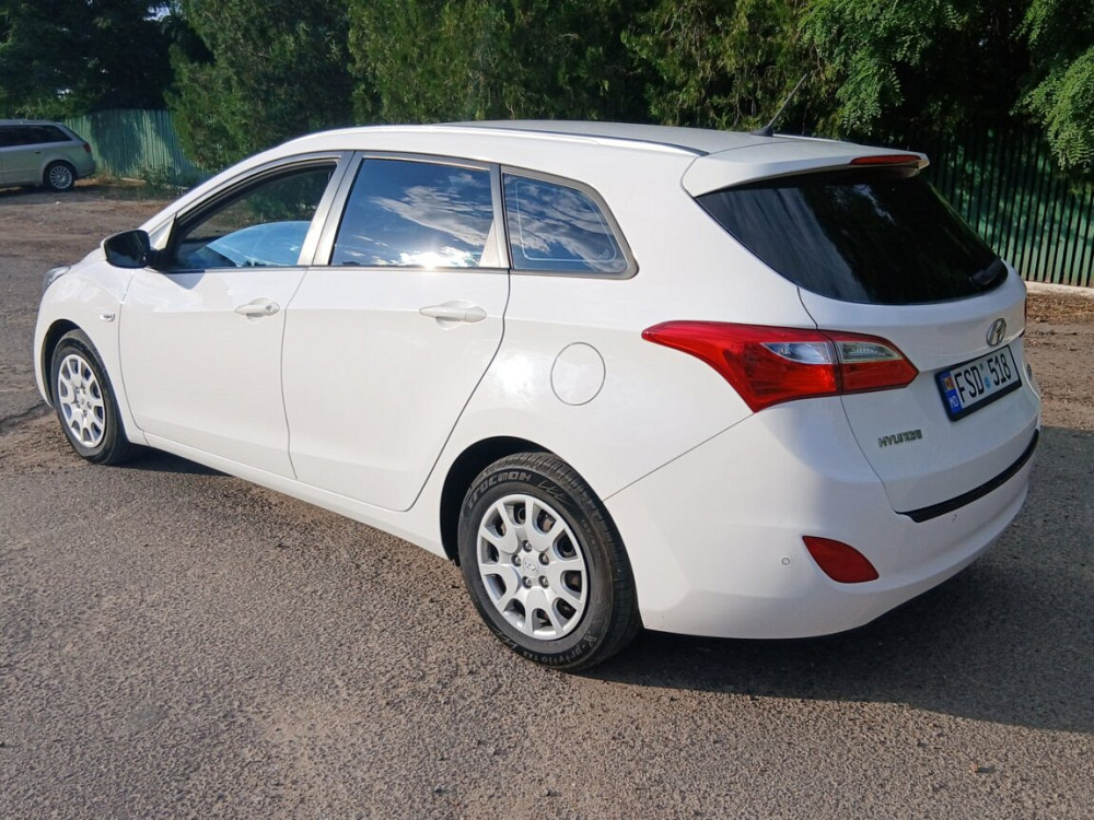 Hyundai i30 2013 год Кишинёв Кишинёв - изображение 3