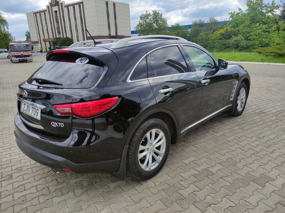 Срочно! Infiniti QX70 2015 года, 3.7 бензин. Резина - изображение 4