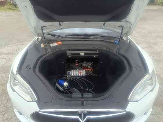 Tesla Model S 2014 an Rîbnița Rîbnița