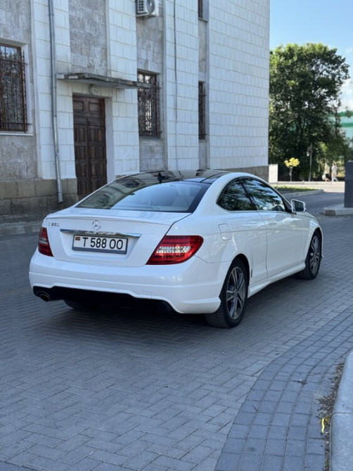 Mercedes C-Class 2012 an Tiraspol Tiraspol - fotografie 6