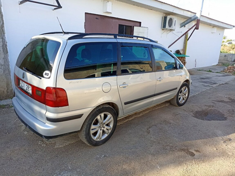 Volkswagen Sharan 2002 год Тирасполь Тирасполь - изображение 4