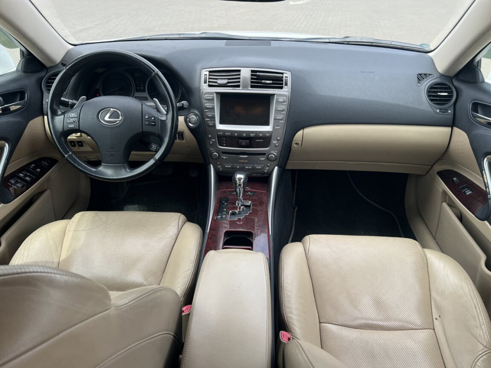 Lexus IS 2008 an Tîrnauca Tîrnauca - fotografie 6