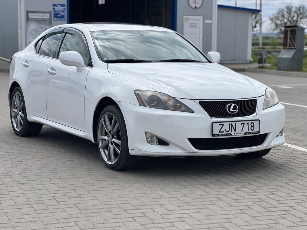 Lexus IS 2008 an Tîrnauca Tîrnauca - fotografie 1