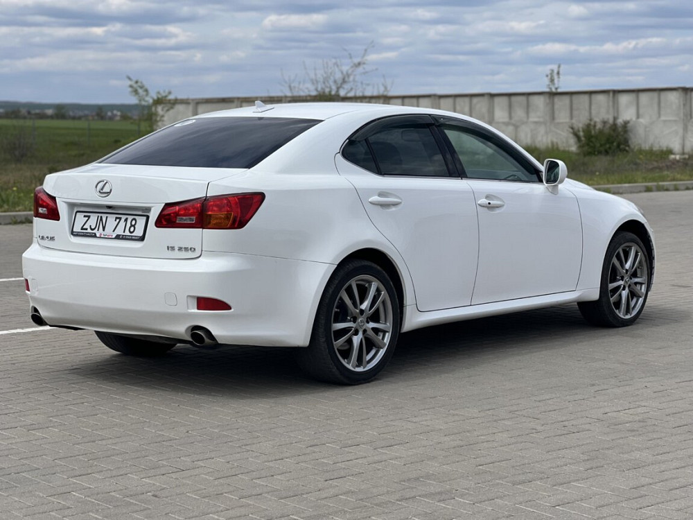 Lexus IS 2008 an Tîrnauca Tîrnauca - fotografie 5