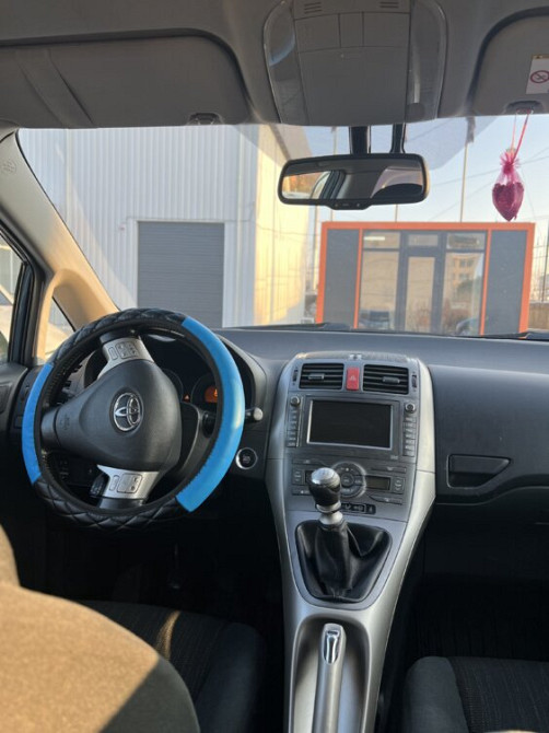 Toyota Auris 2006 an Bender Bender - fotografie 7