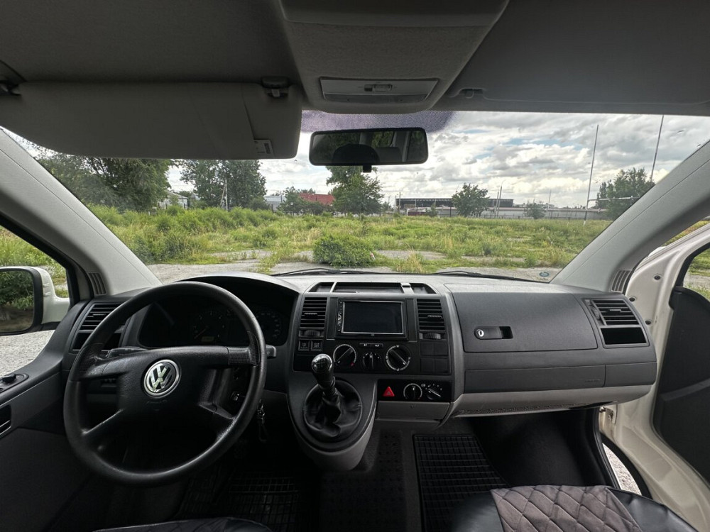 Volkswagen Transporter 2008 an Bender Bender - fotografie 4