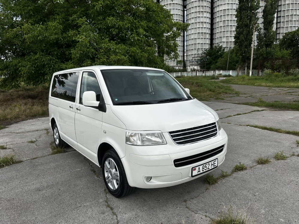 Volkswagen Transporter 2008 an Bender Bender - fotografie 2