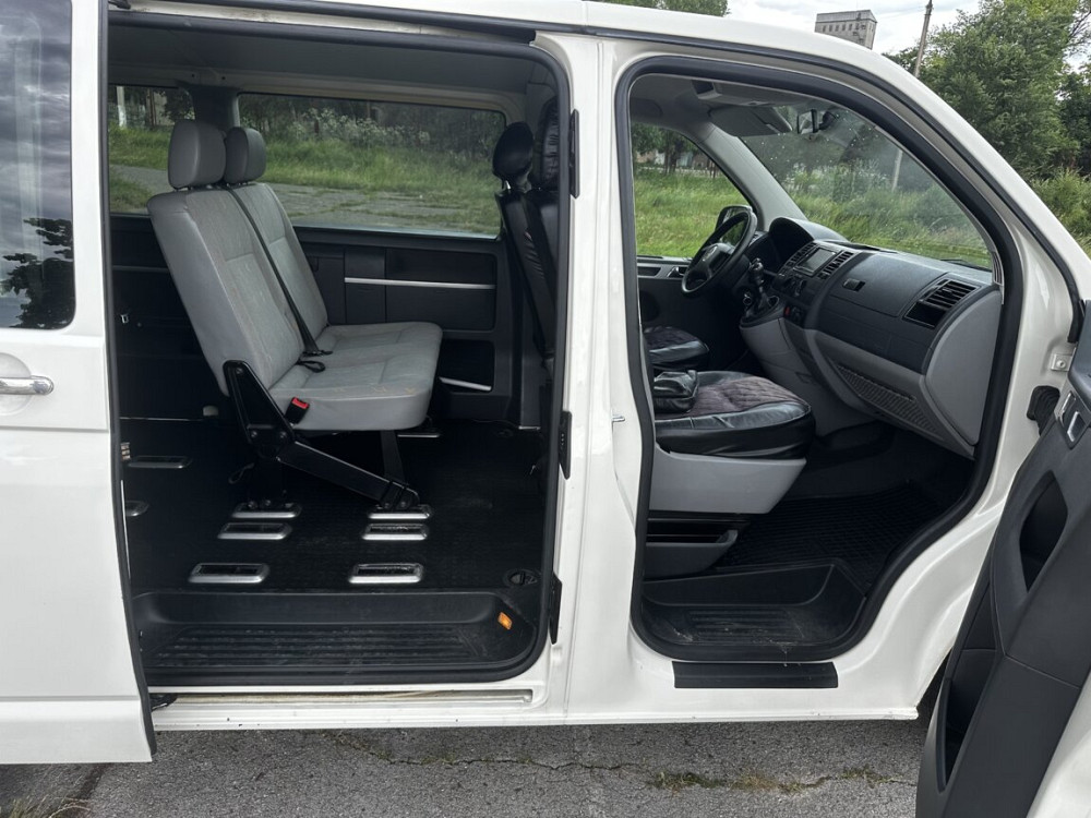 Volkswagen Transporter 2008 an Bender Bender - fotografie 6
