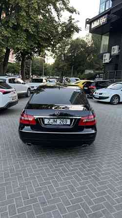 Mercedes E-Class 2009 an Parcani Parcani