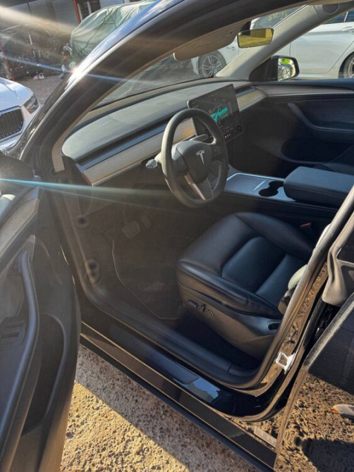 Tesla Model Y 2023 an Tiraspol Tiraspol - fotografie 4