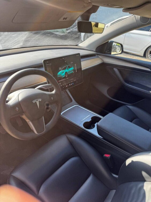 Tesla Model Y 2023 an Tiraspol Tiraspol - fotografie 2