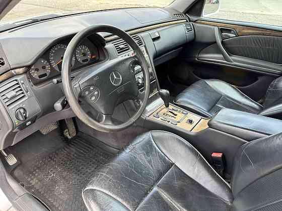 Mercedes E-Class 1999 год Суклея Суклея