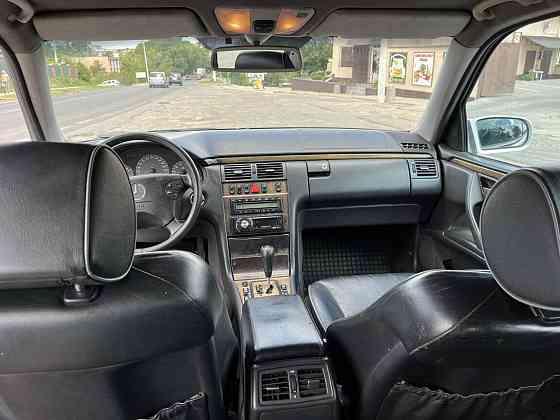 Mercedes E-Class 1999 год Суклея Суклея