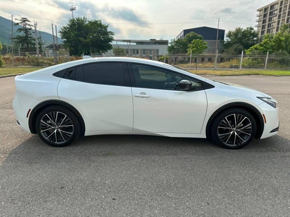 Toyota Prius 2024 год Кишинёв Кишинёв - изображение 5