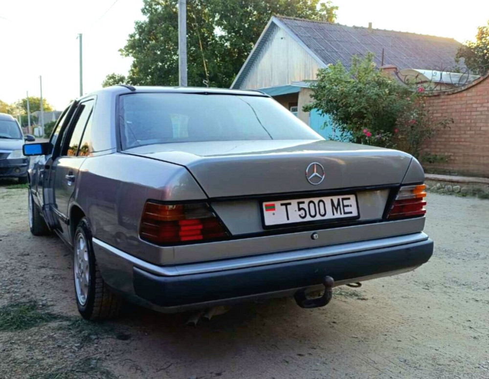 Mercedes W124 1989 год Суклея Суклея - изображение 4