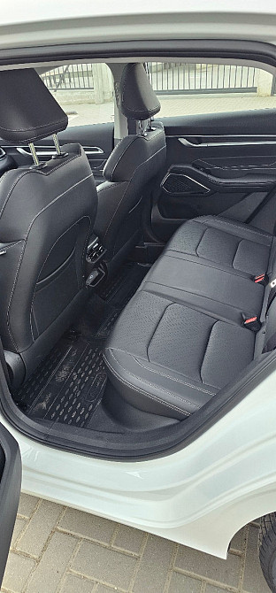 Geely Emgrand 2024 год Кишинёв Кишинёв - изображение 10
