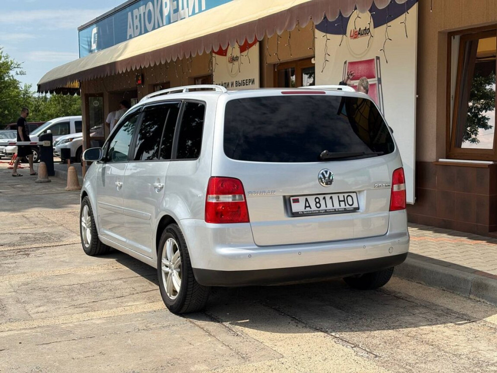 Volkswagen Touran 2005 an Tiraspol Tiraspol - fotografie 2