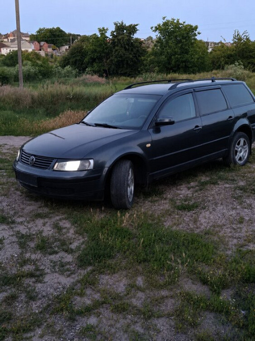Volkswagen Passat 2000 год Ближний Хутор Ближний Хутор - изображение 1