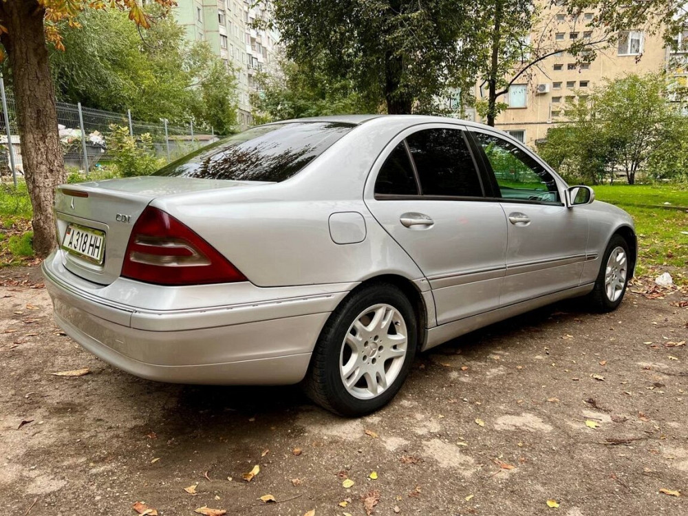 Mercedes C-Class 2001 an Tiraspol Tiraspol - fotografie 3