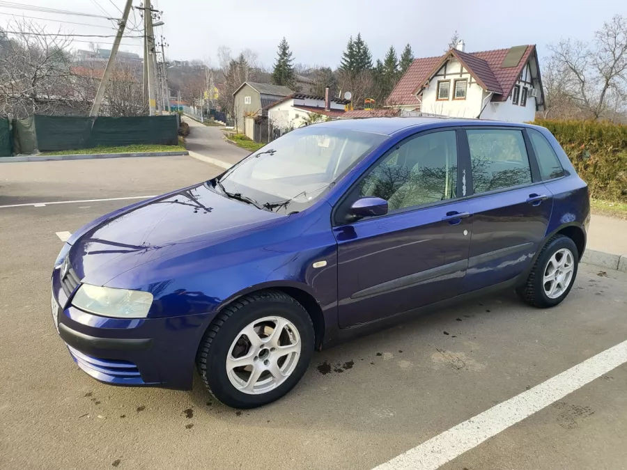 Fiat Stilo 2002 год Кишинёв Кишинёв - изображение 2