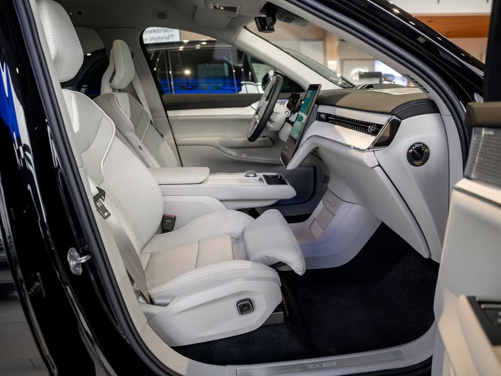 Volvo EX90 Сороки - изображение 5