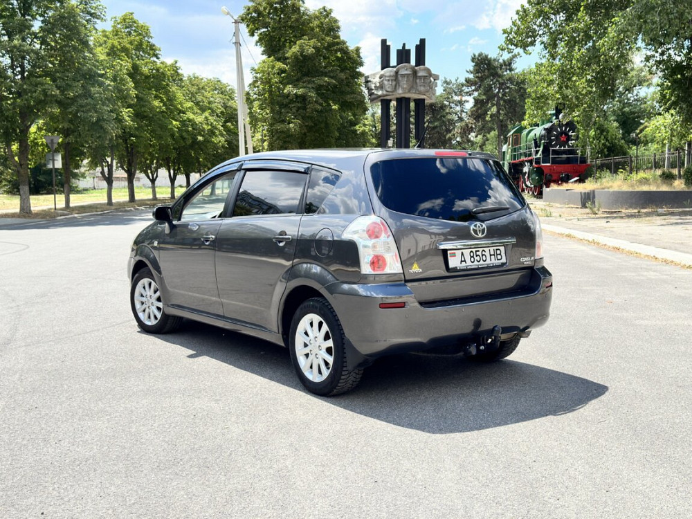 Toyota Corolla Verso 2008 год Бендеры Bender - fotografie 3