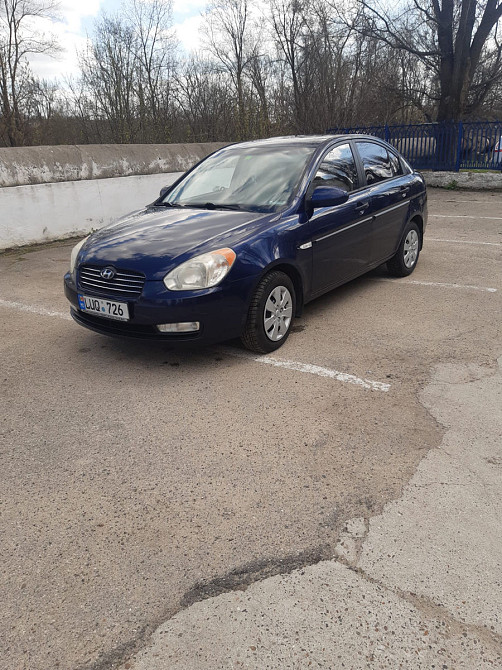 Hyundai Accent 2009 год Кишинёв Кишинёв - изображение 2