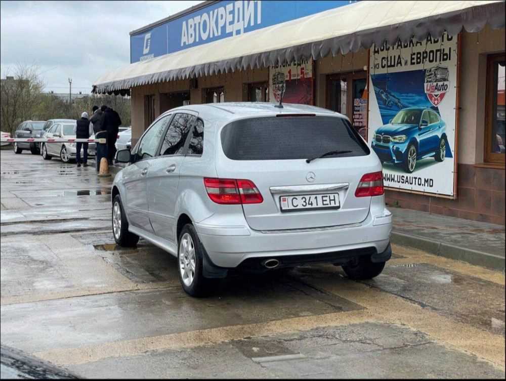 Mercedes B-Class 2009 an Tiraspol Tiraspol - fotografie 2