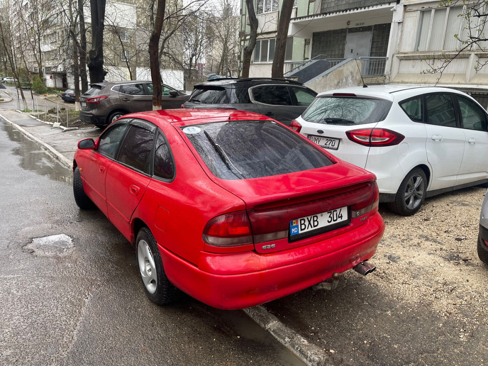 Mazda 626 1992 год Кишинёв Кишинёв - изображение 1