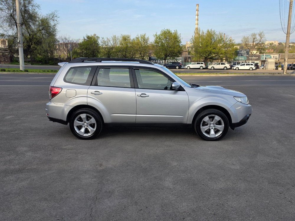 Subaru Forester 2011 год Кишинёв Кишинёв - изображение 4