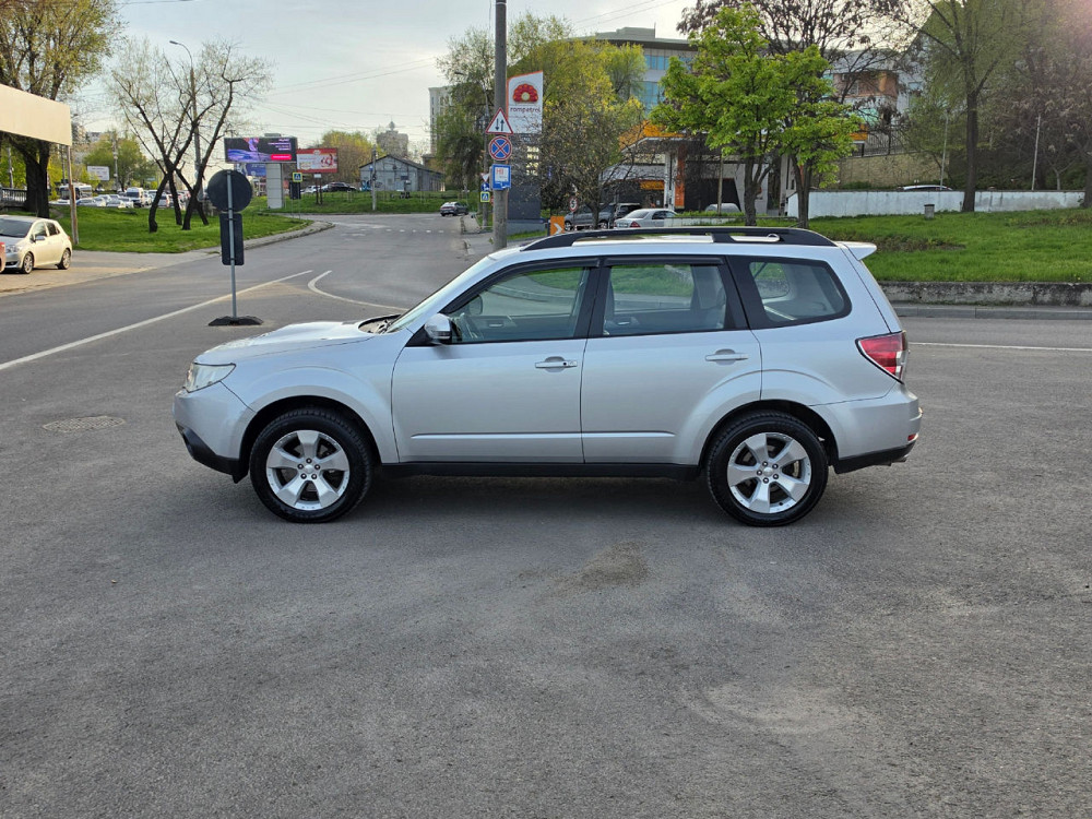 Subaru Forester 2011 год Кишинёв Кишинёв - изображение 5