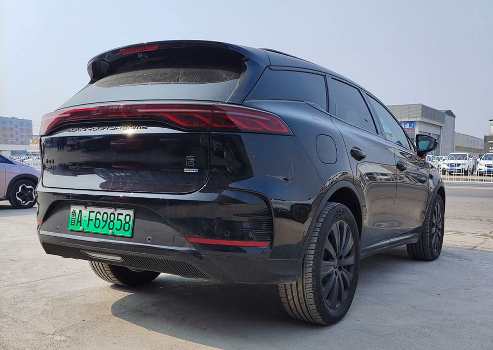 BYD Tang 2025 an Soroca Soroca - fotografie 2