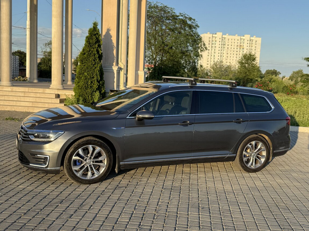 Volkswagen Passat Variant 2016 an Tiraspol Tiraspol - fotografie 1