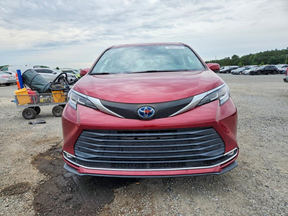 Toyota Sienna 2022 год Тирасполь Тирасполь - изображение 1