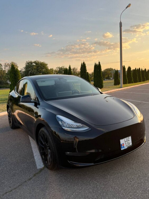 Tesla Model Y 2023 год Тирасполь Tiraspol - fotografie 2