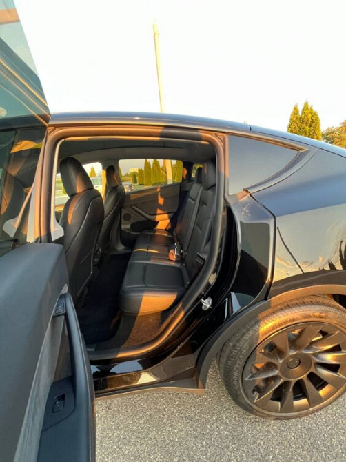 Tesla Model Y 2023 год Тирасполь Tiraspol - fotografie 5