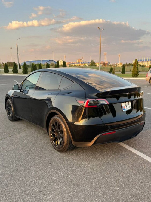 Tesla Model Y 2023 год Тирасполь Tiraspol - fotografie 4