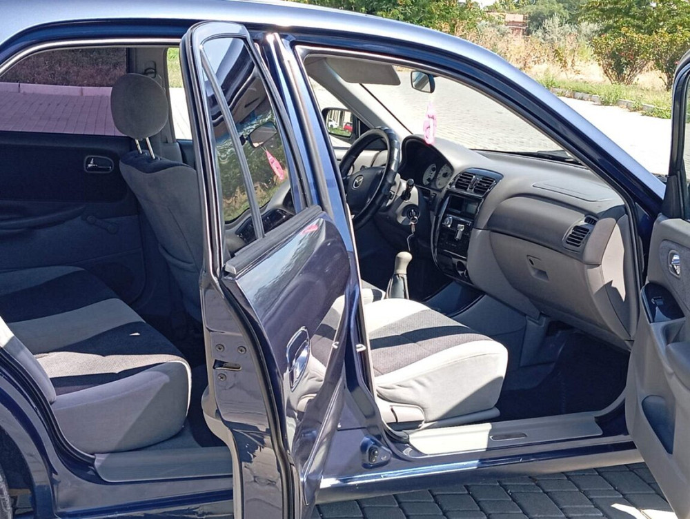 Mazda 626 2001 год Тирасполь Тирасполь - изображение 2
